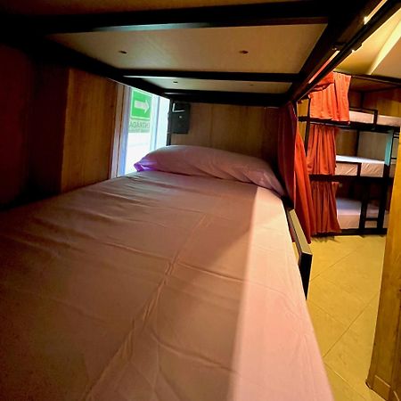 Hostel Vida Verde Madrid Ngoại thất bức ảnh